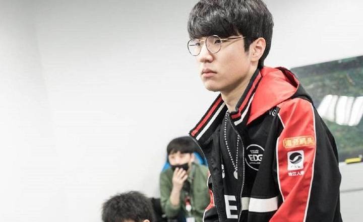 牙足球的次 牙足球的次