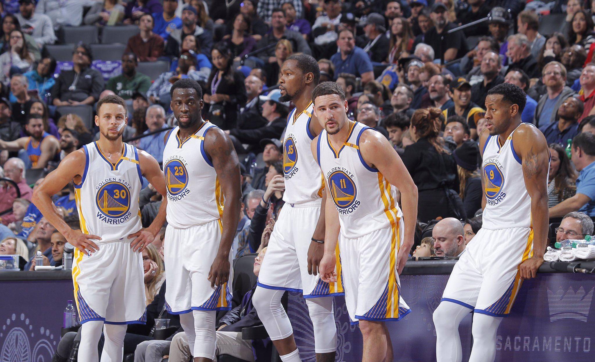 电竞舞台的 电竞舞台的